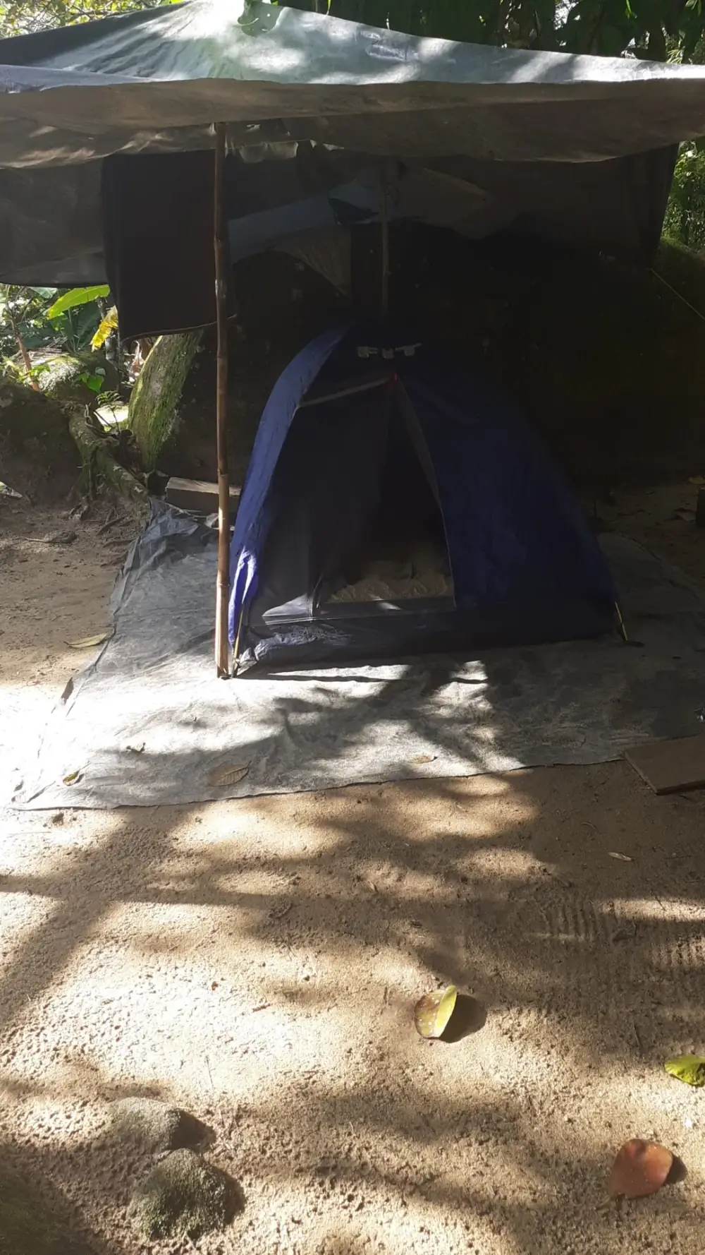 Camping e estacionamento nova Trindade — foto 6