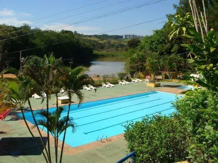 Camping e Pousada Carrion