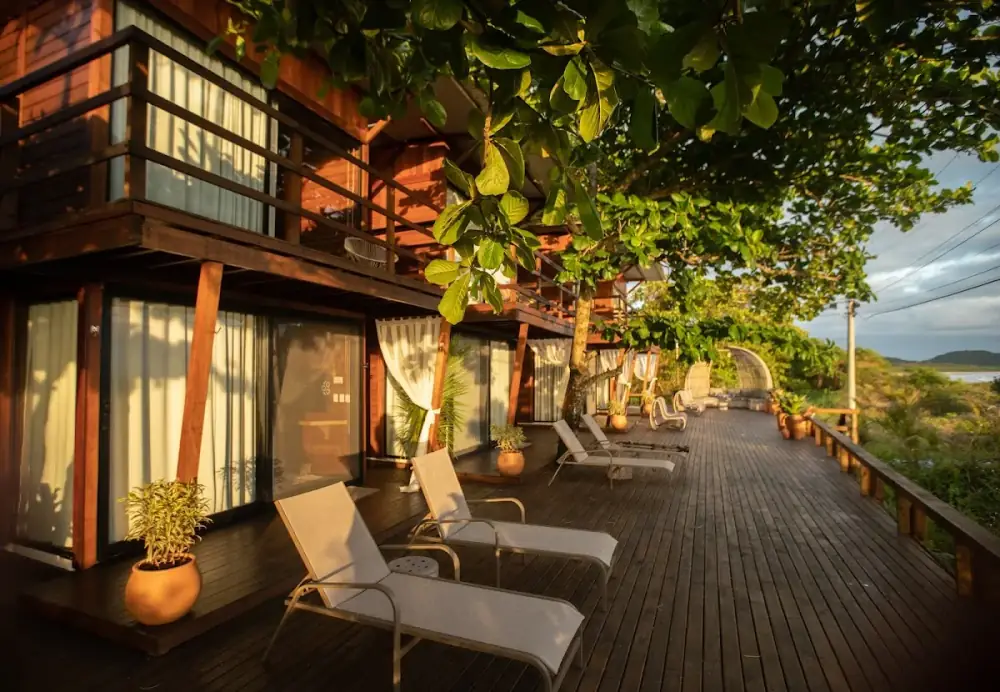 Pousada Ilha do Mel Lodges