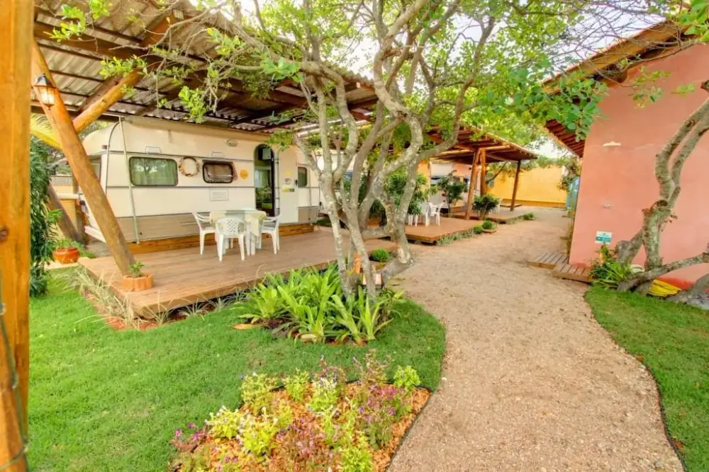 "Vida Feliz" Hospedagem Alternativa - Trailers