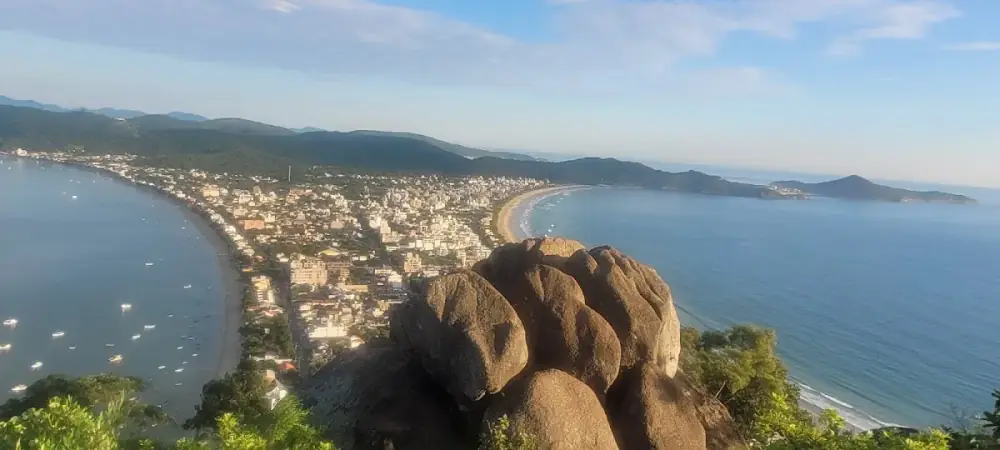Camping Canto da Lua, Estacionamento e Quiosque